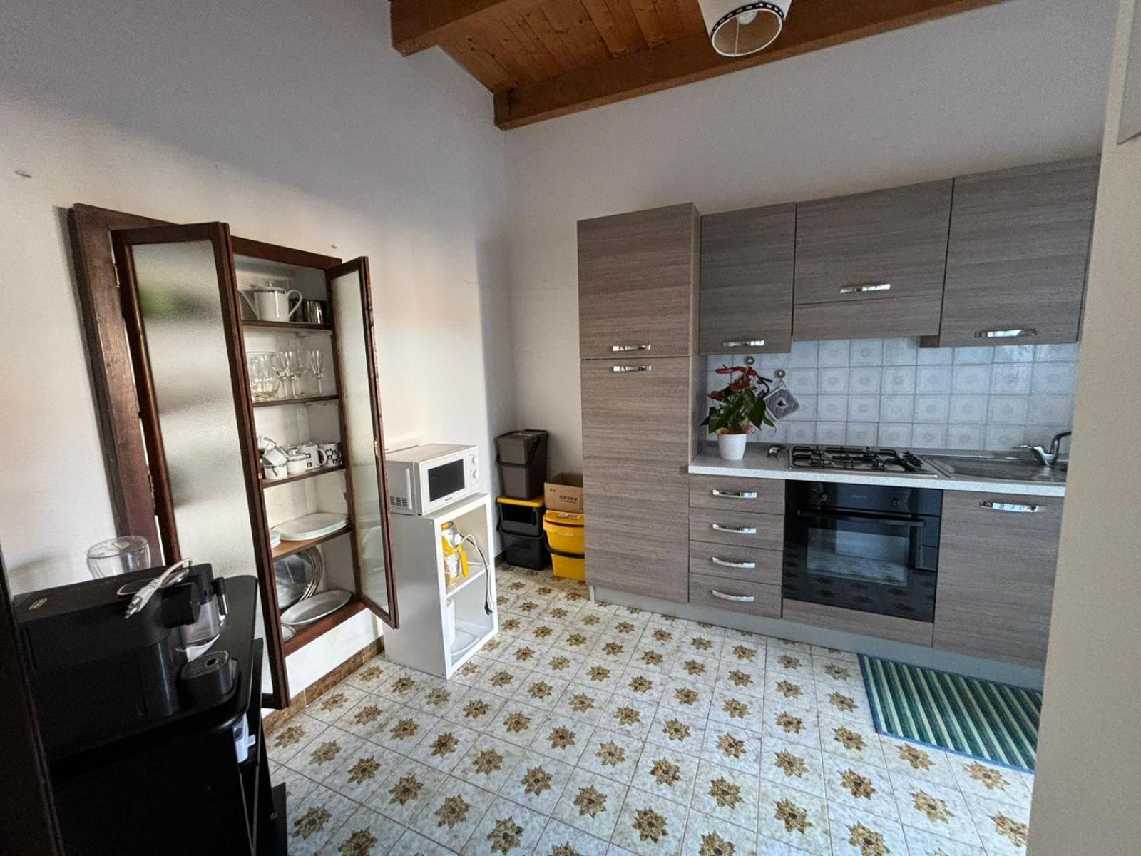 Lungomare Chess Apartment S'archittu Cuglieri Luaran gambar